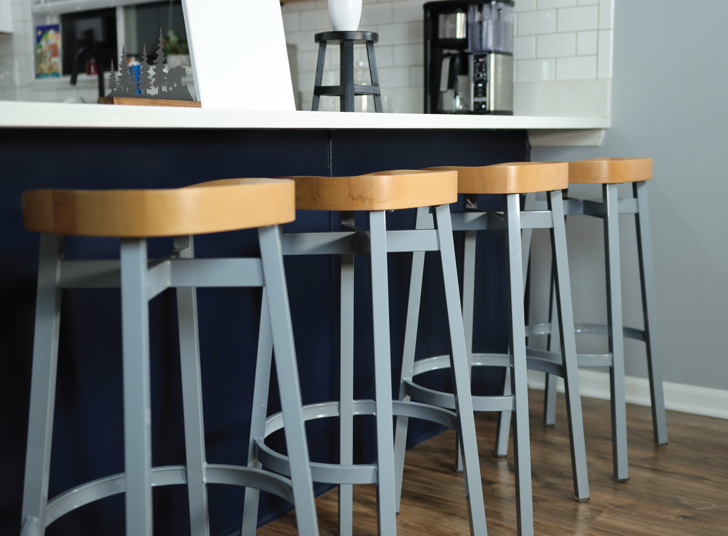 The Chic Seat - Signal Grey
